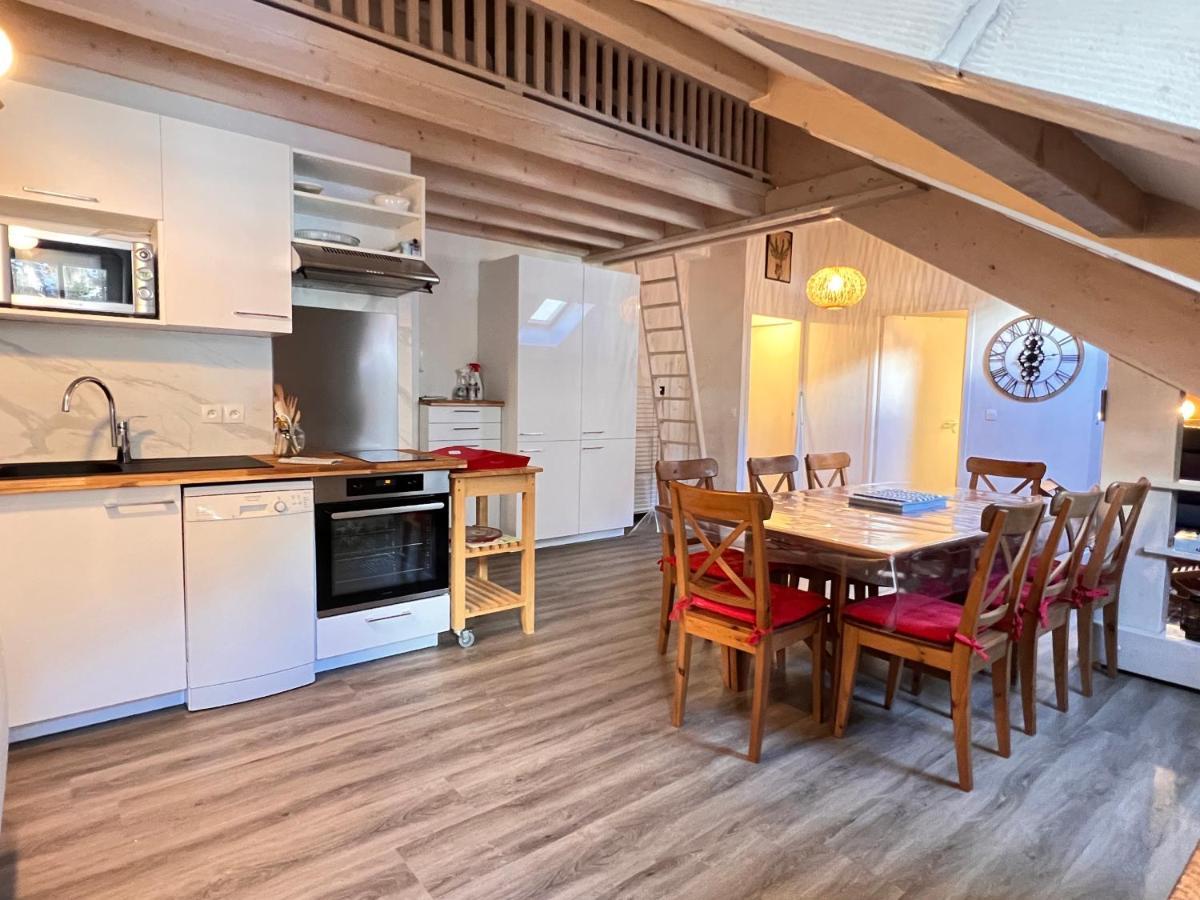 Place De La Mairie T2 Type Loft 70M2 Terrasse 35M2 Cauterets Exteriér fotografie