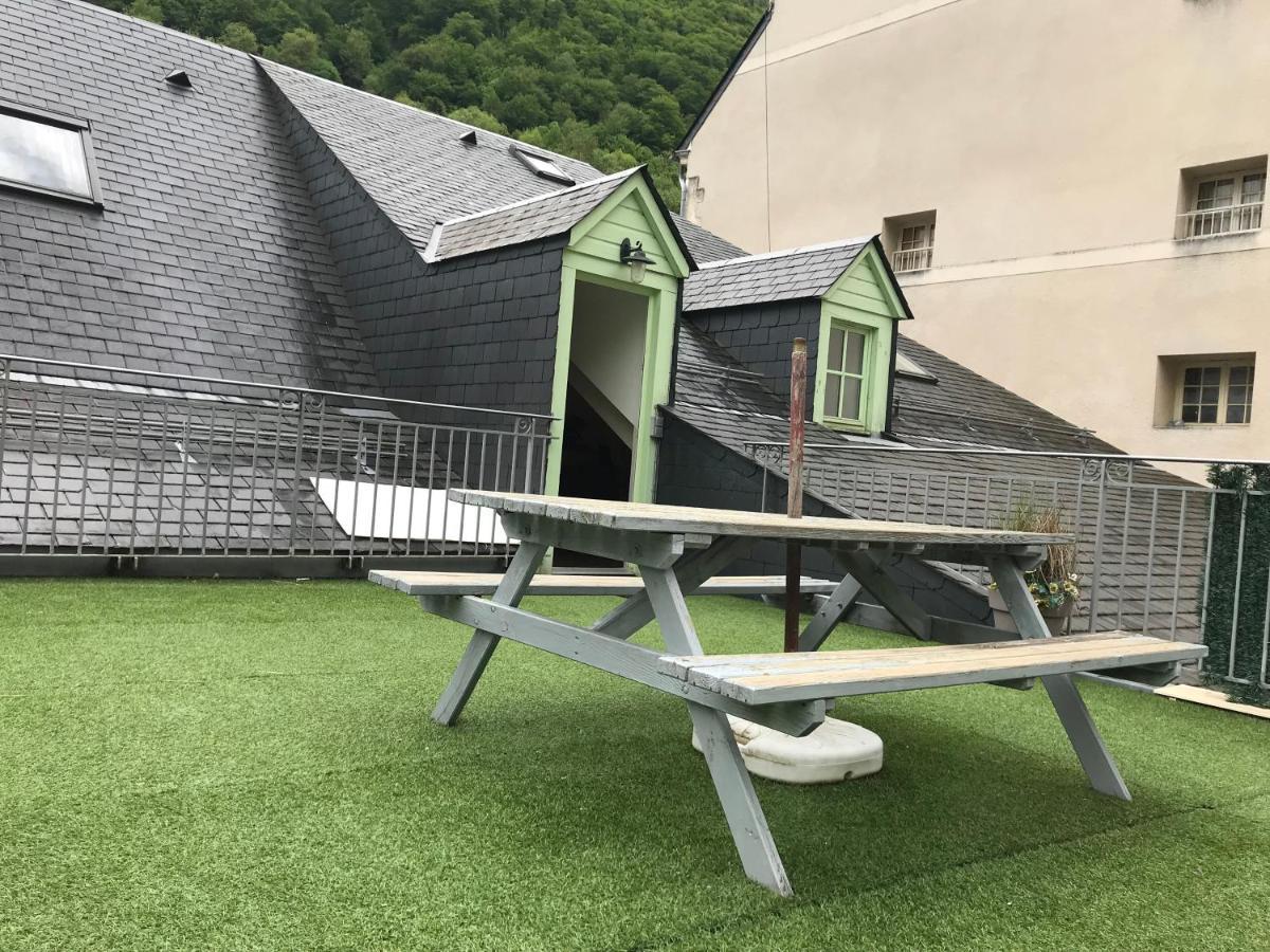 Place De La Mairie T2 Type Loft 70M2 Terrasse 35M2 Cauterets Exteriér fotografie